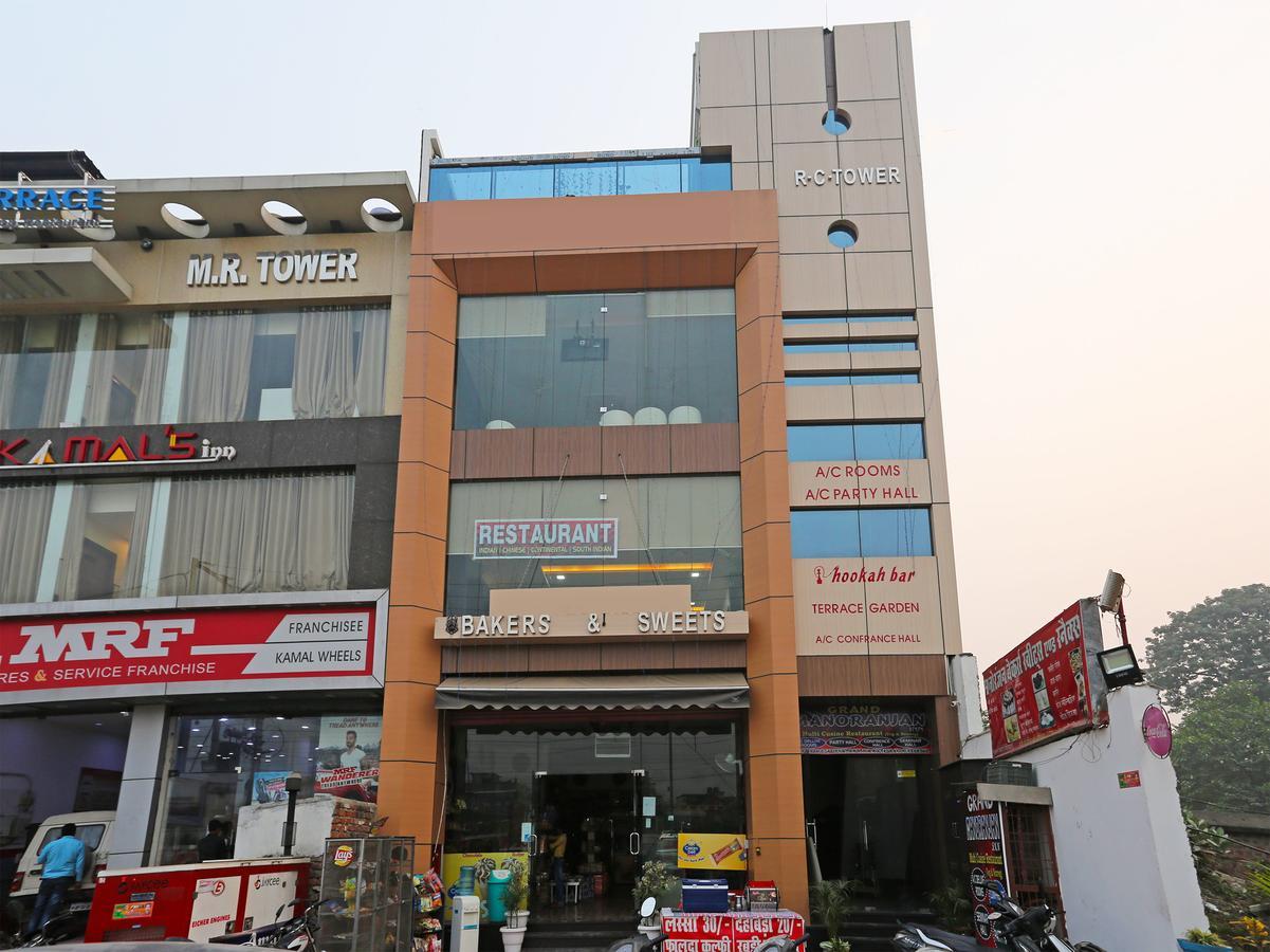 Oyo 10360 Hotel Grand Manoranjan Gorakhpur Zewnętrze zdjęcie